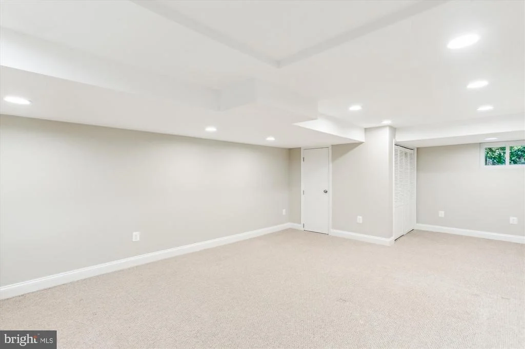 Photo of 813 MIDLAND ROAD