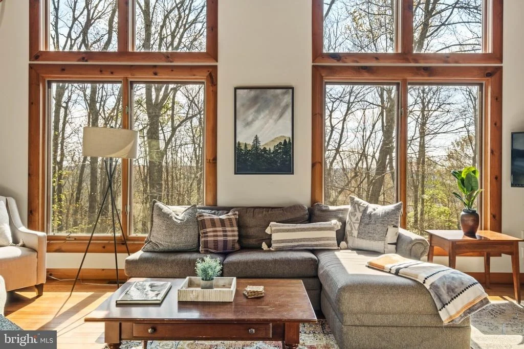 Photo of 206 HIGHLINE DRIVE