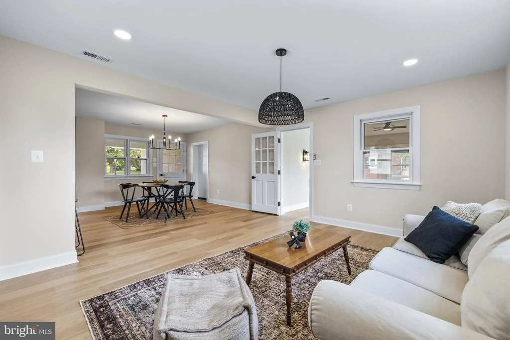 Photo of 1733 BOLLINGER ROAD