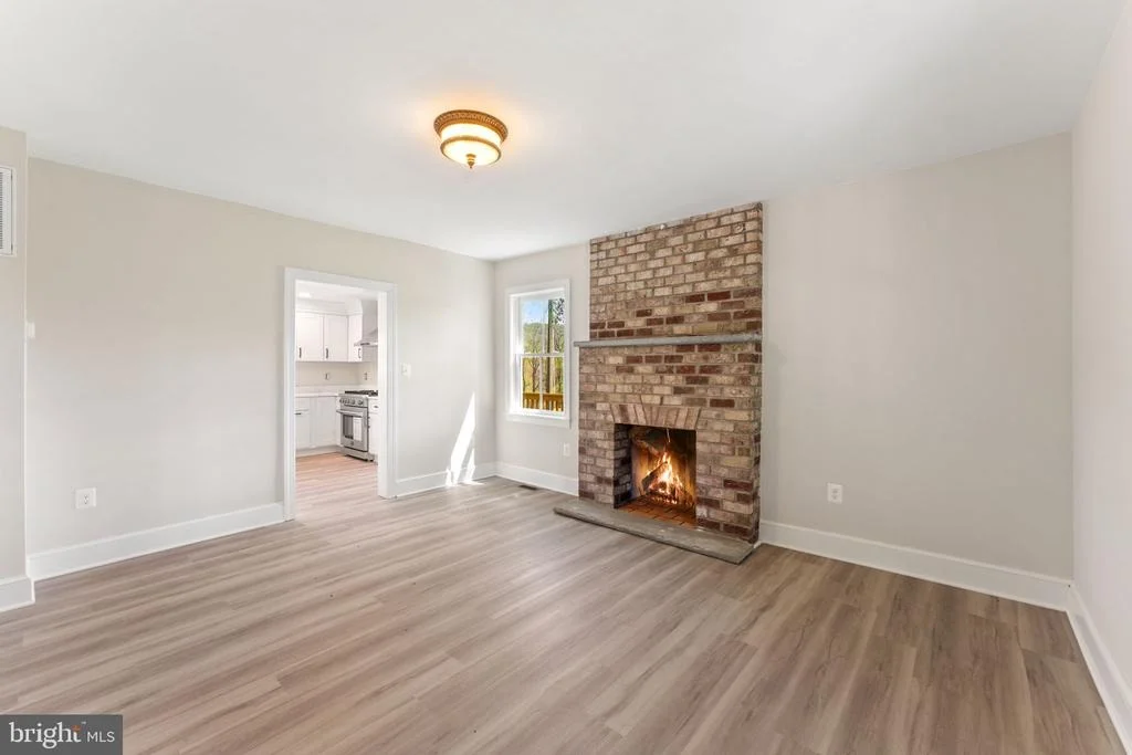 Photo of 11066 MORELAND ROAD