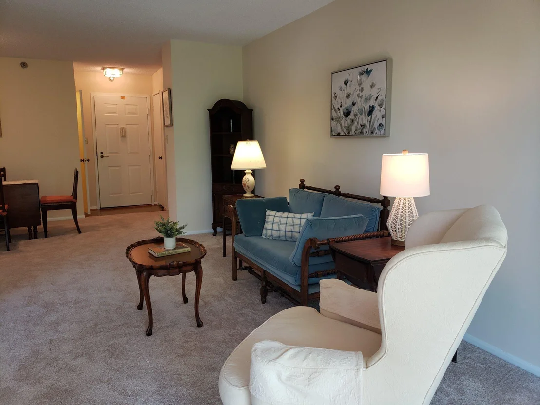Photo of Unit 4520 at 15100 INTERLACHEN DRIVE