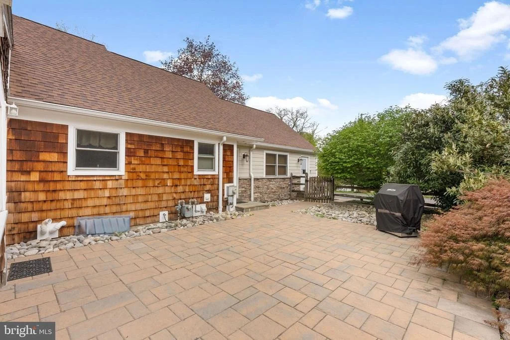 Photo of 682 WHIRLAWAY DRIVE