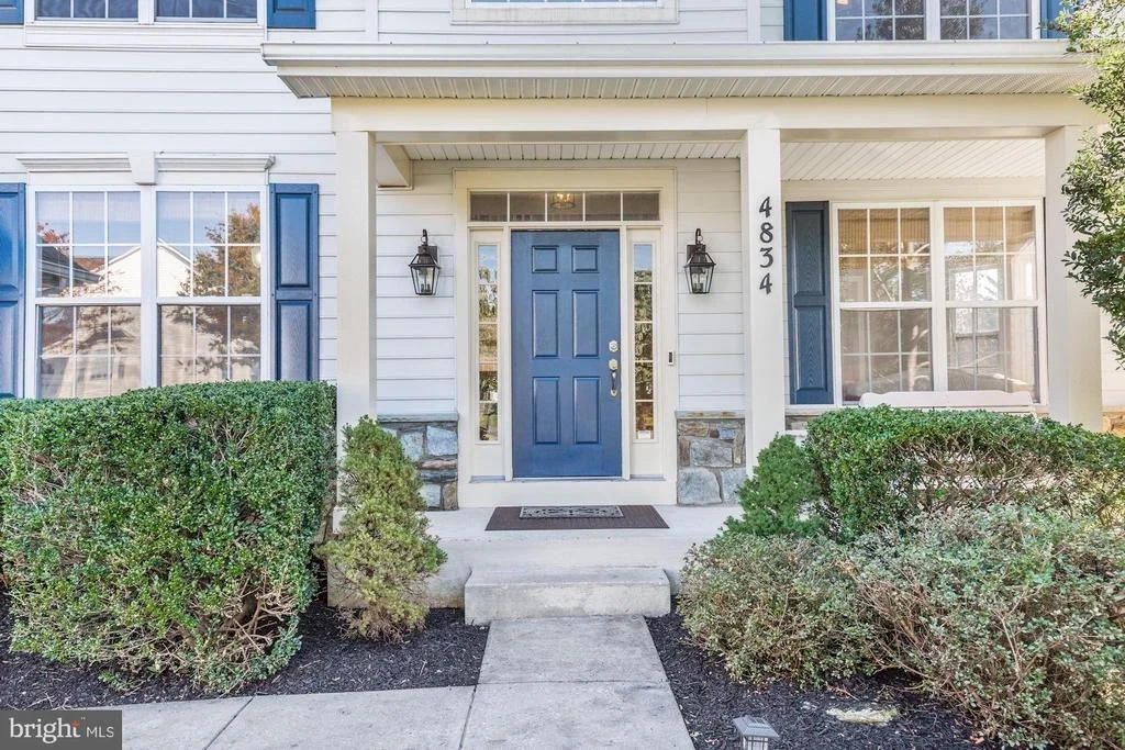 Photo of 4834 BROOM DRIVE