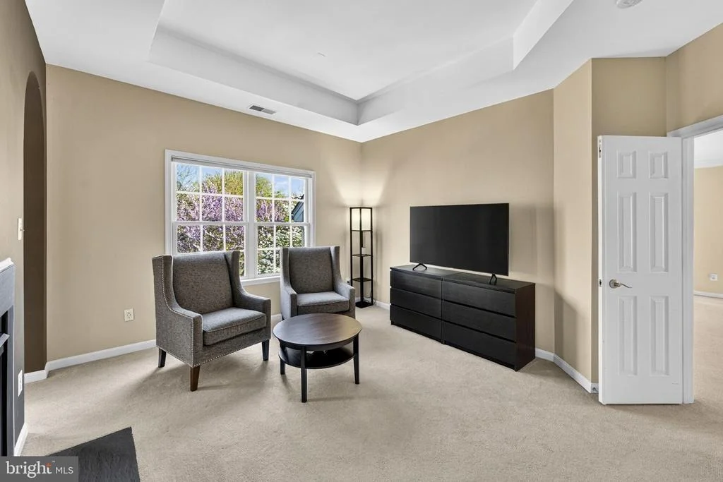 Photo of 42758 GLENSIDE DRIVE