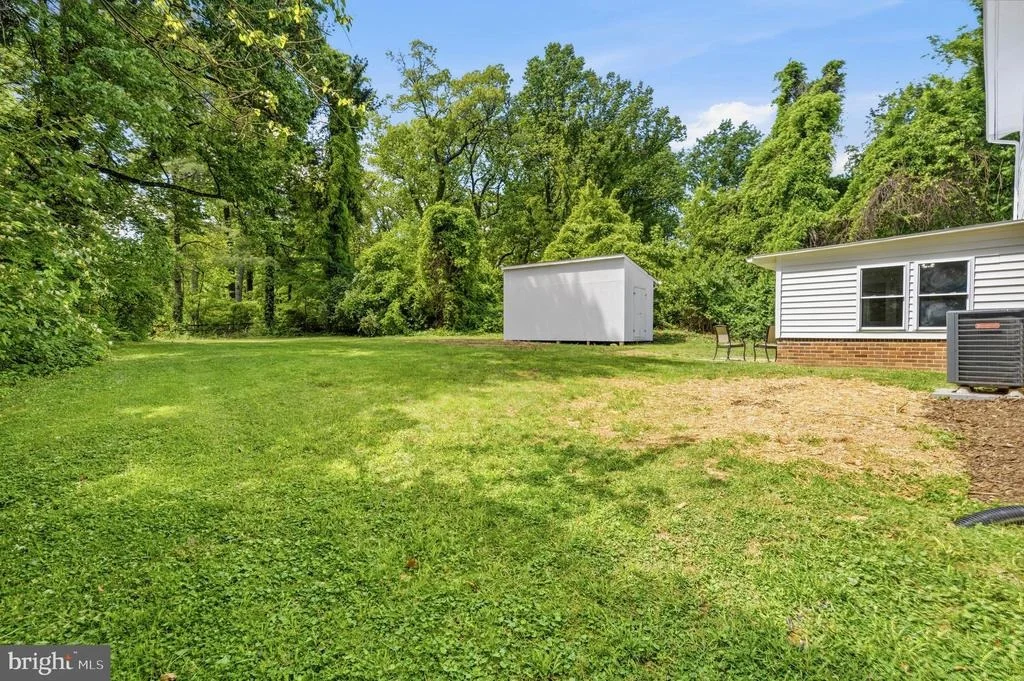 Photo of 10705 OAK PLACE