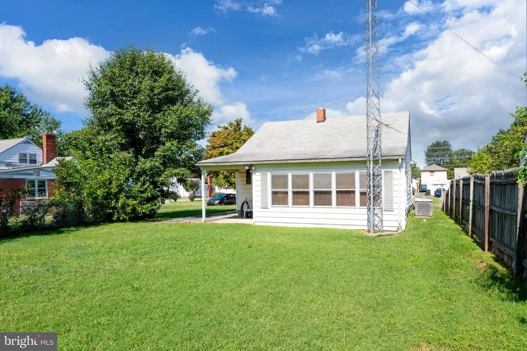 Photo of 774 S HALSEY ROAD