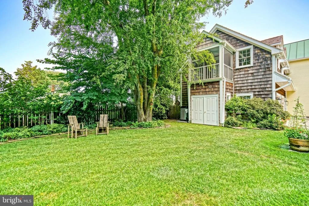 Photo of 558 PILOTTOWN ROAD