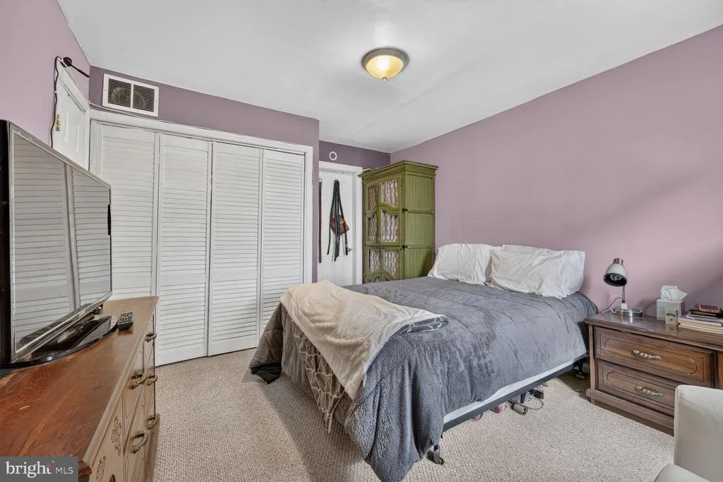 Photo of 5406 SPRING LANE