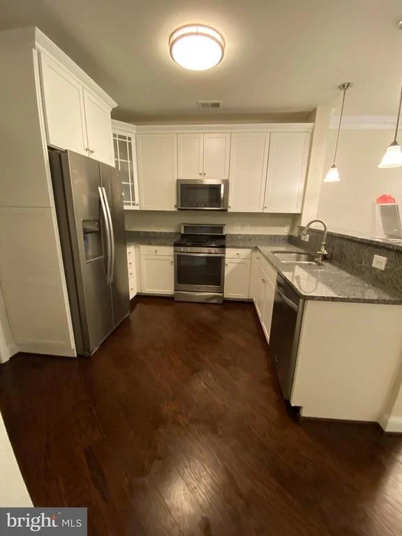 Photo of Unit 12 at 3910 DOC BERLIN DRIVE