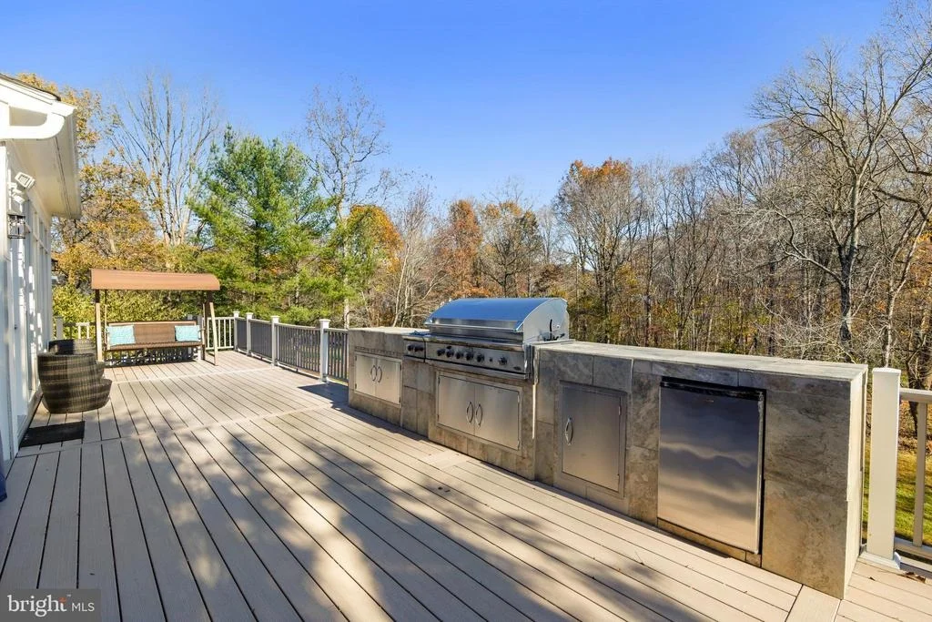 Photo of 2091 HUNTERS CREST WAY