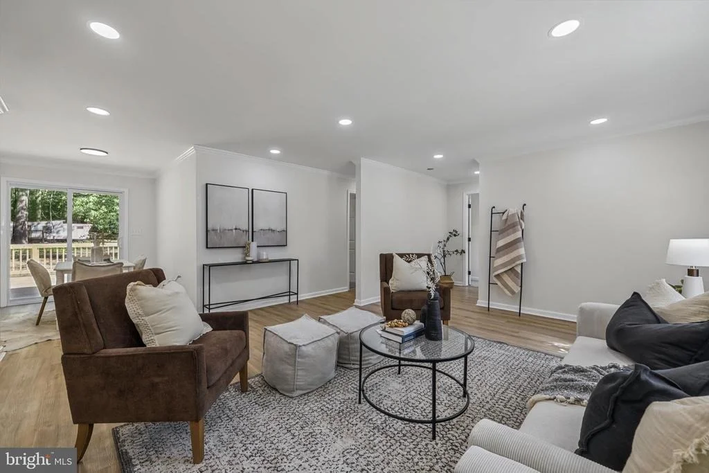 Photo of 15 PENNY LANE