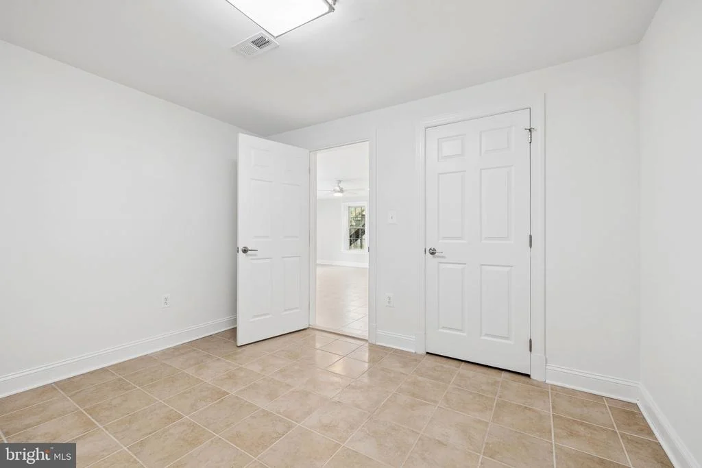 Photo of 5842 RIVERSIDE DRIVE