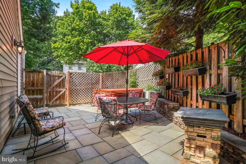 Photo of 7520 FILBERT TERRACE