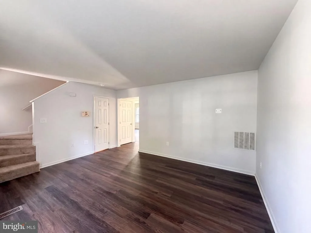 Photo of 10654 QUILLBACK STREET