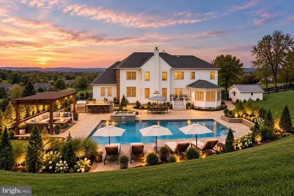 Photo of 15064 BARLOW DRIVE