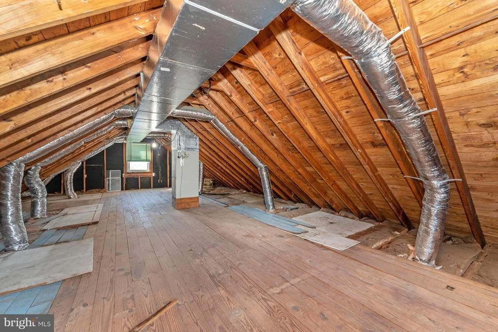 Photo of 406 LEE PLACE