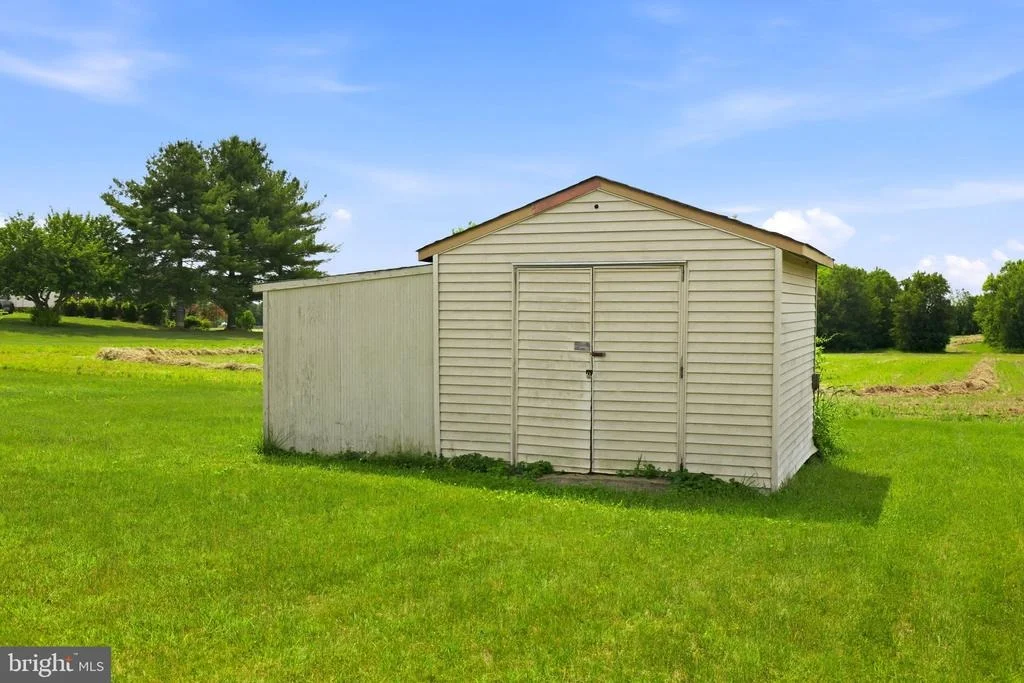 Photo of 7313 COVINGTONS CORNER ROAD