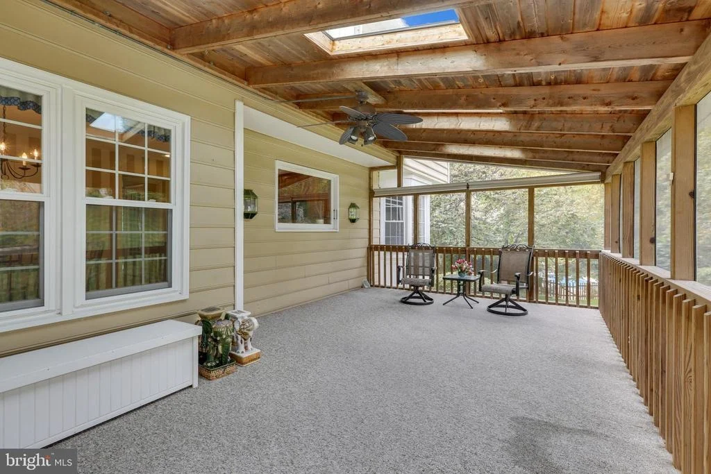 Photo of 9905 MAINSAIL DRIVE