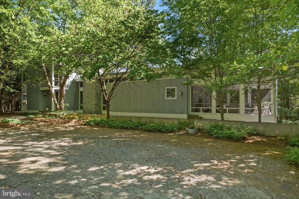 Photo of 316 GORDON ROAD