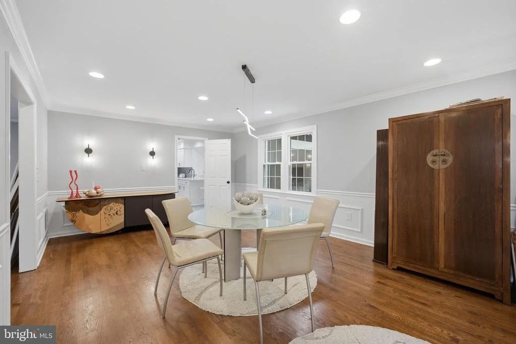 Photo of 8354 OLD DOMINION DRIVE