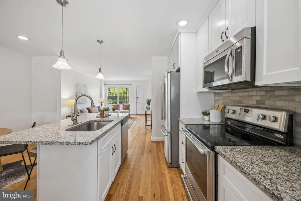 Photo of 1432 REDFERN AVENUE