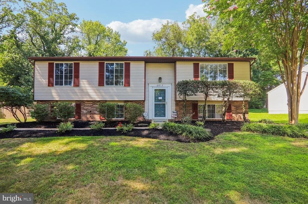 Photo of 6612 SEWARD ROAD