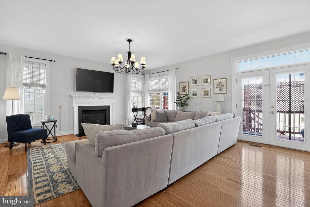 Photo of 21104 HICKORY FOREST WAY