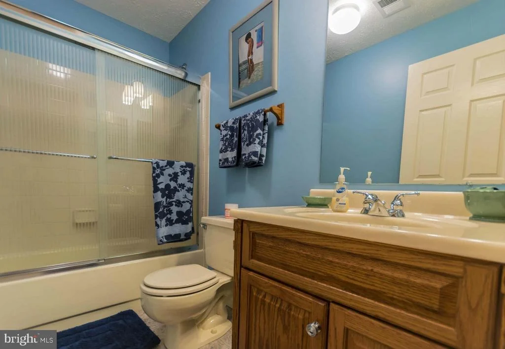 Photo of 7845 CROSSBAY DRIVE