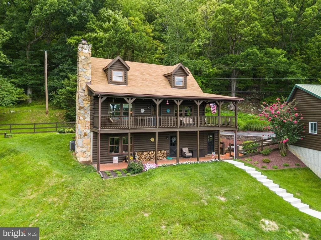 Photo of 9124 HAWBOTTOM ROAD