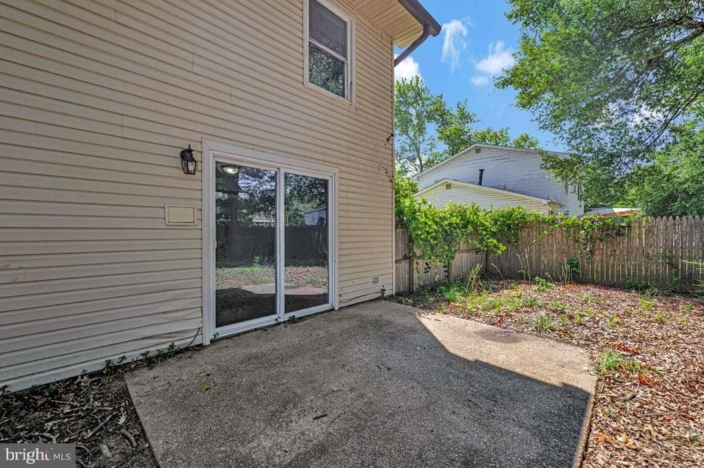Photo of 409 UNIVERSITY DRIVE