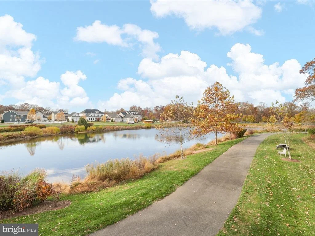Photo of 25970 LIQUIDAMBAR LANE