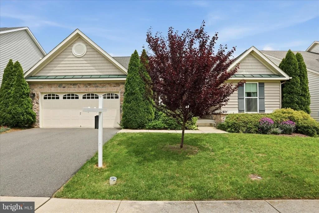 Photo of 1304 MOORE SPRING COURT