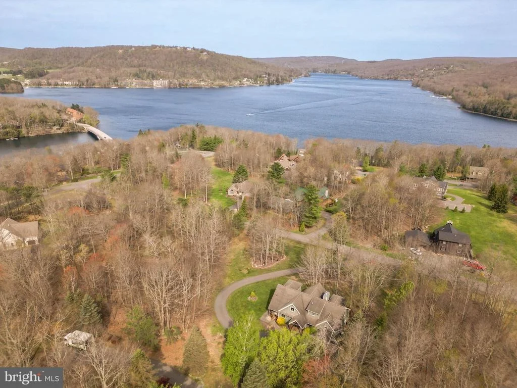 Photo of 128 BRIDGEVIEW LANE