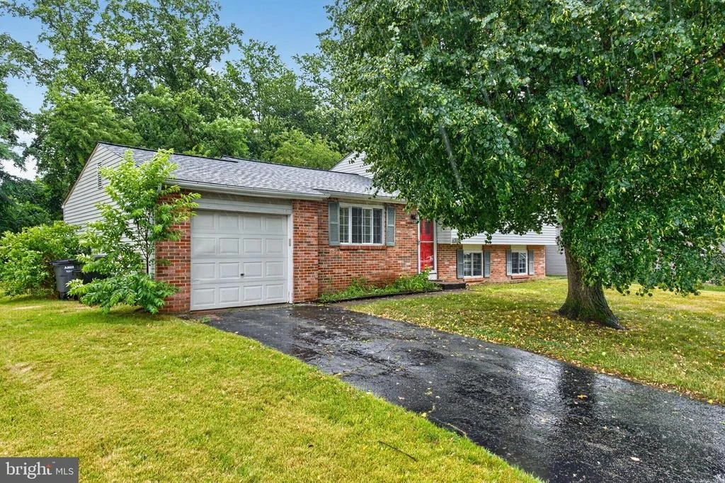 Photo of 4312 ROLLING STONE WAY