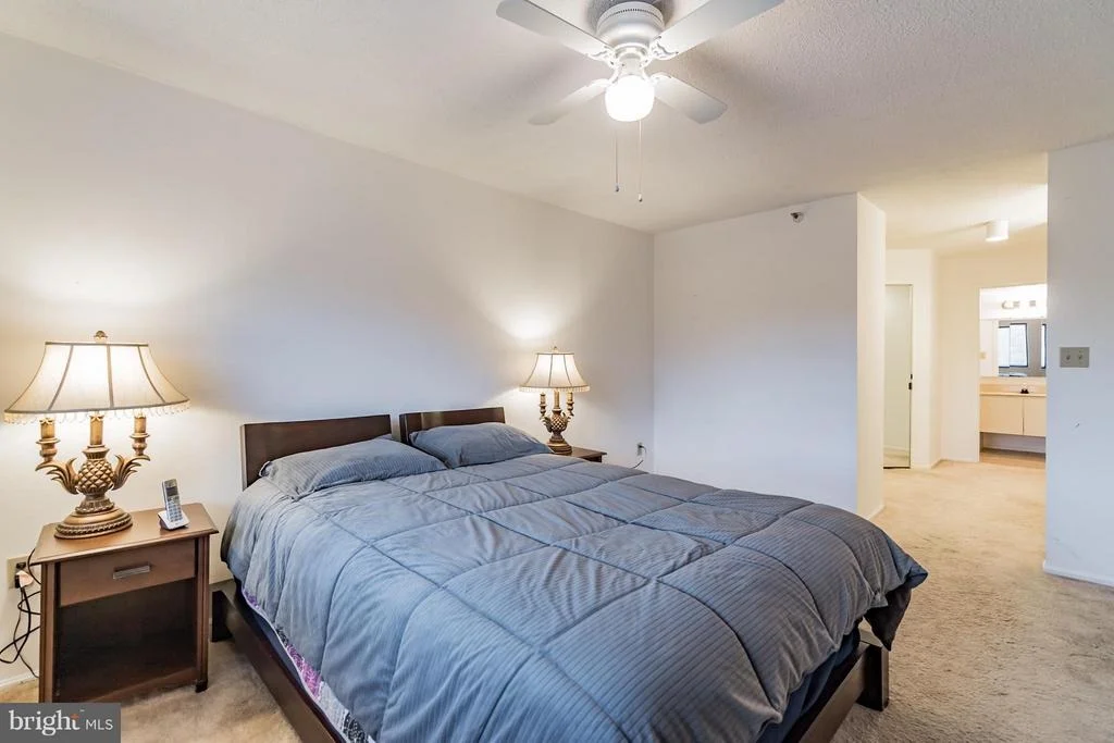 Photo of Unit 1509 at 15101 INTERLACHEN DRIVE