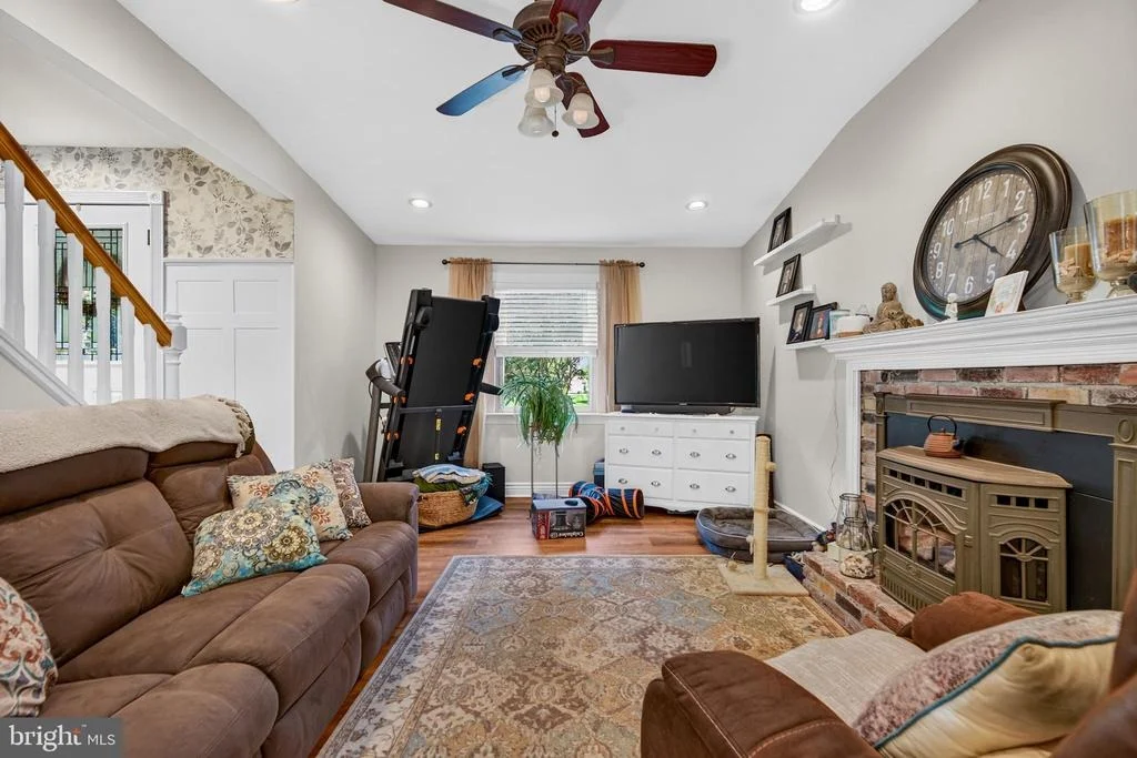 Photo of 367 HOLLY ROAD