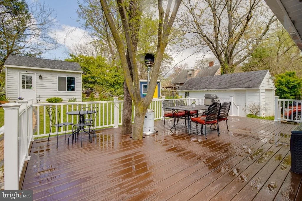 Photo of 903 ROBIN ROAD