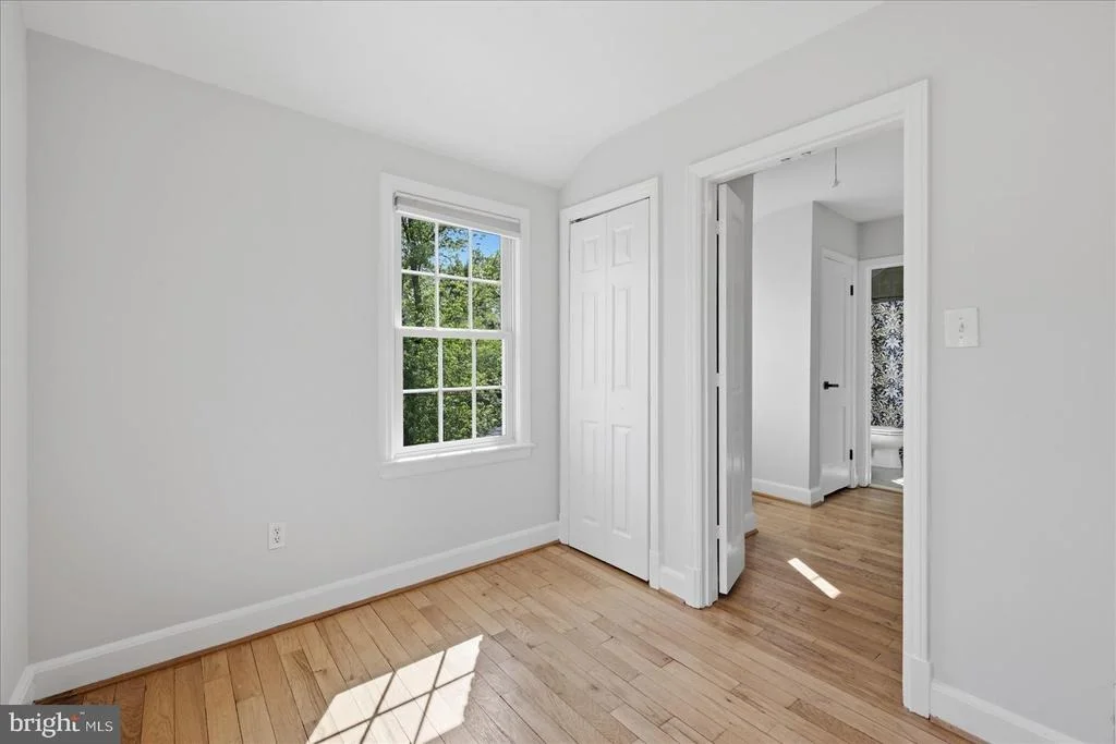 Photo of 4444 20TH ROAD N