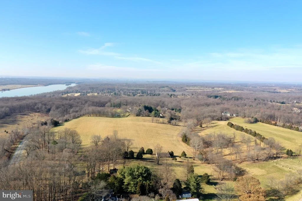 Photo of 15220 RIVER ROAD