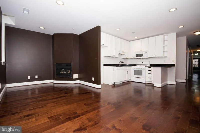 Photo of Unit 3C at 2225 EUTAW PLACE