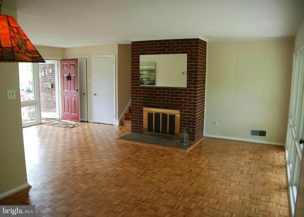 Photo of 5414 JULIET STREET
