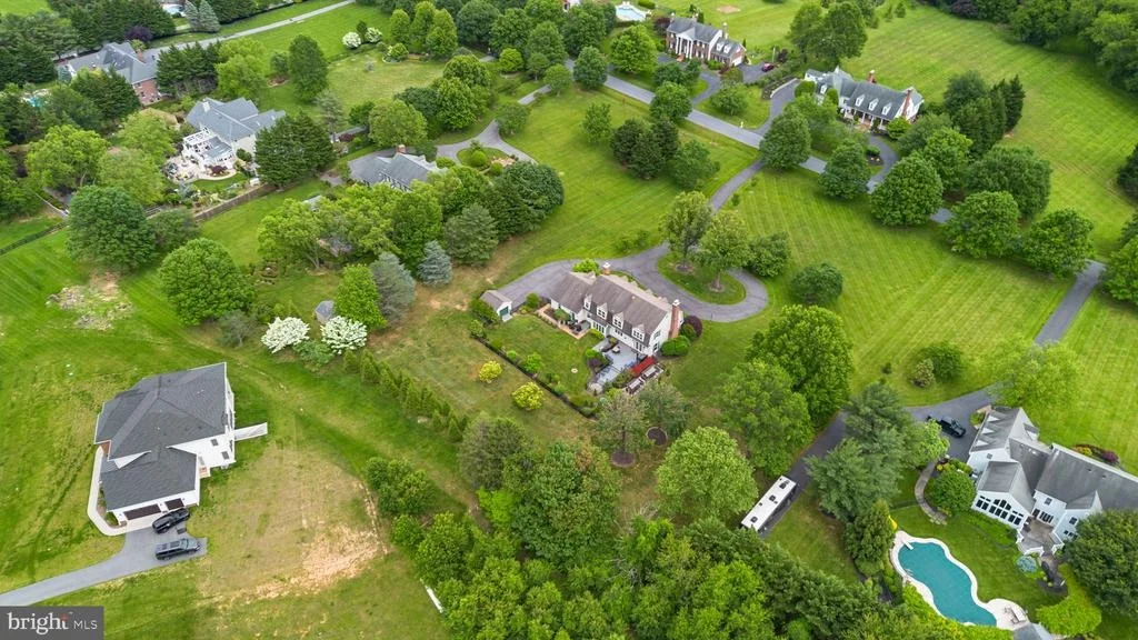 Photo of 21108 GOLF ESTATES DRIVE