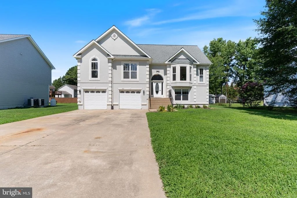 Photo of 203 FOREST AVENUE