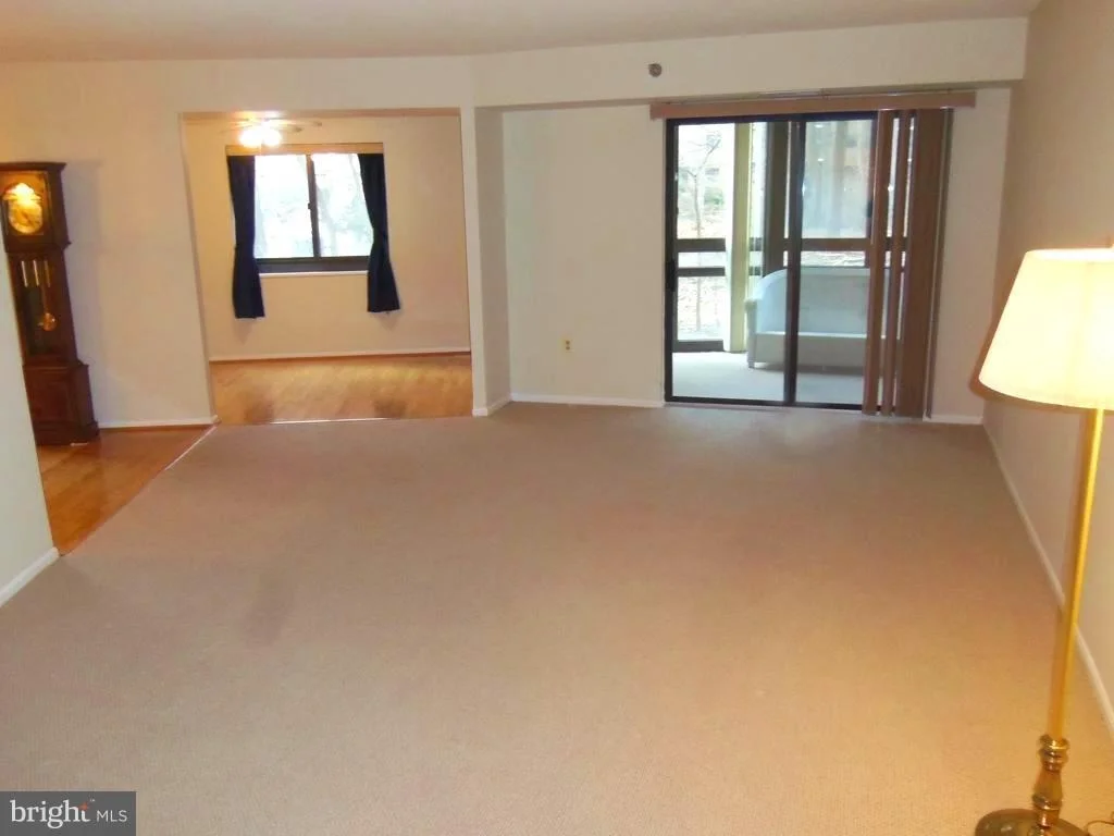 Photo of Unit 3218 at 15115 INTERLACHEN DRIVE