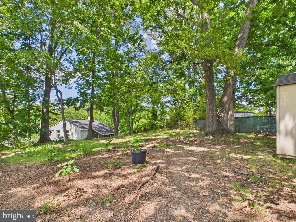 Photo of 5512 KATHLEEN PLACE