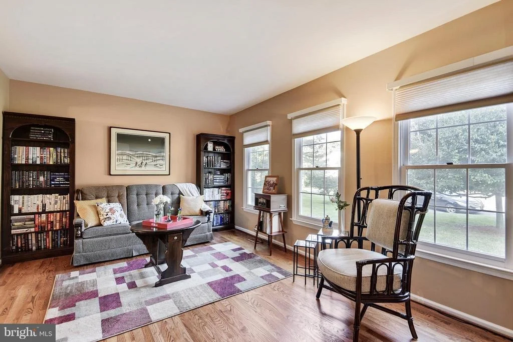 Photo of 9800 MAINSAIL DRIVE