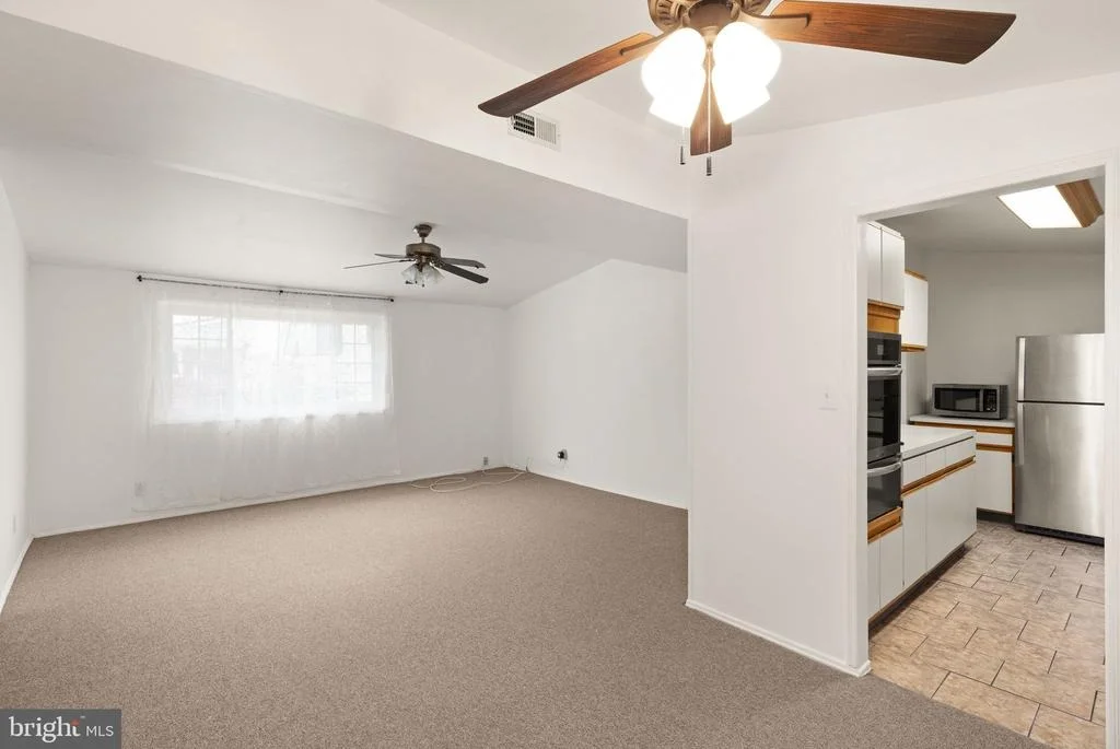 Photo of 208 GLOUCESTER DRIVE