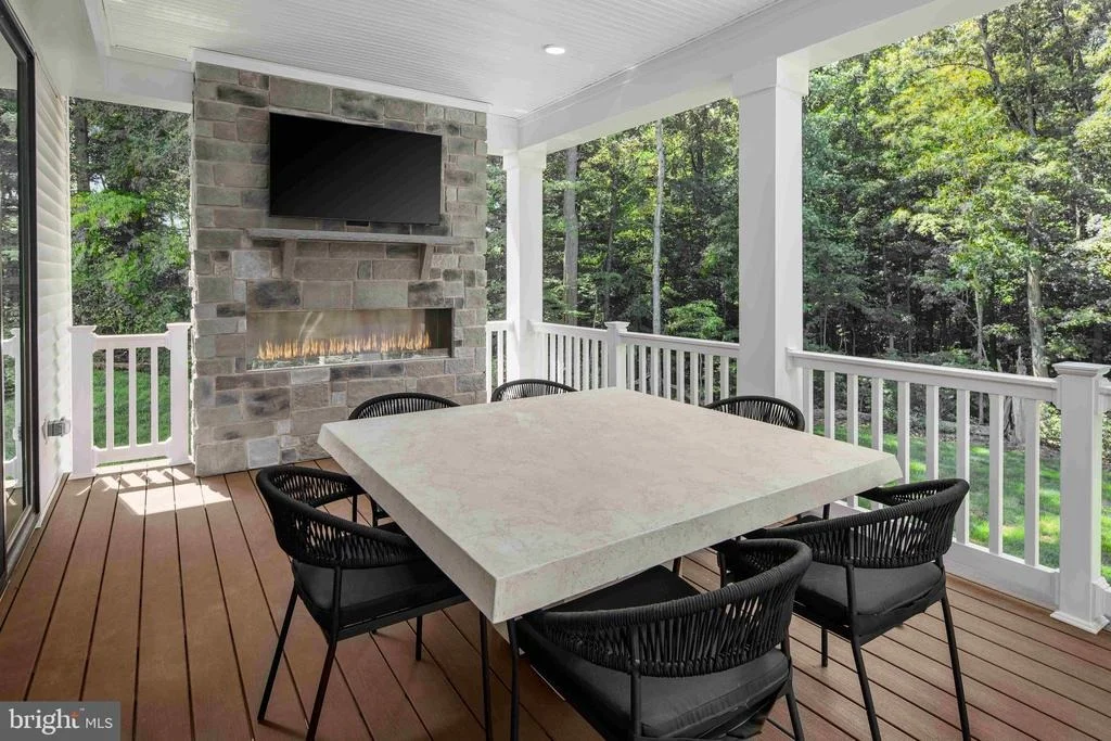Photo of 2653 BROADHORN DRIVE