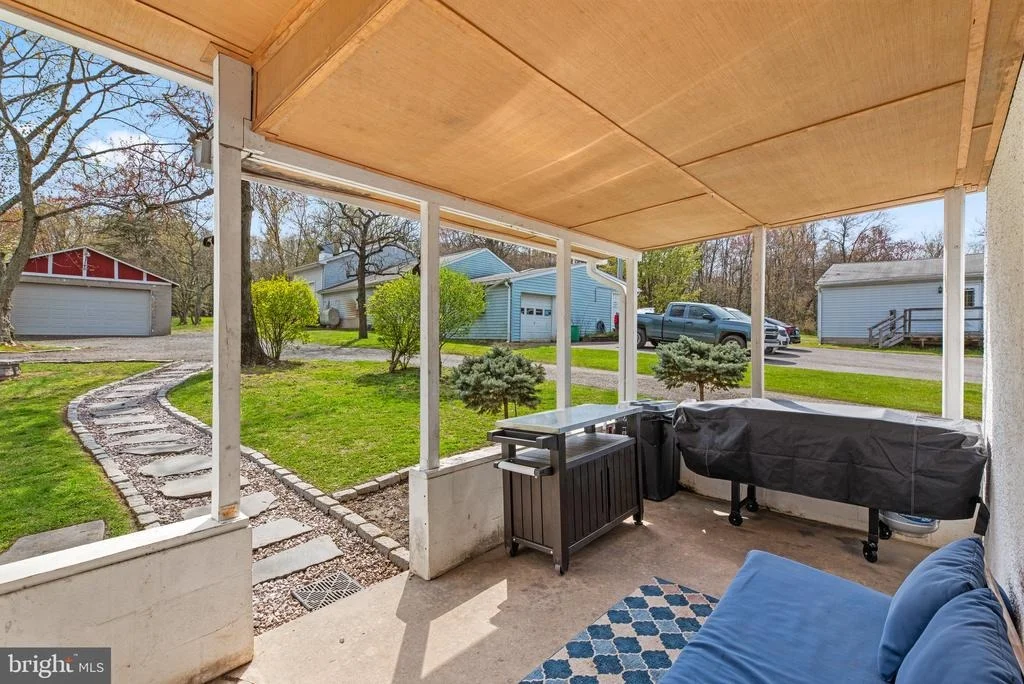 Photo of 7407 RIDGE ROAD