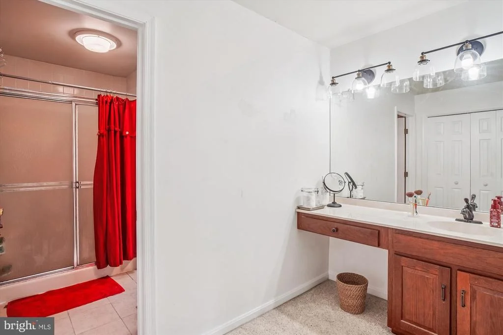 Photo of 8116 LAUREL RIDGE ROAD